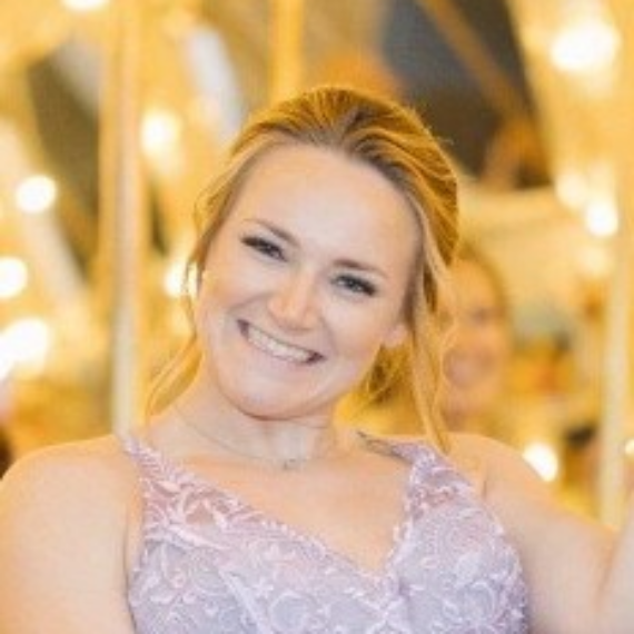 Nicole Raftery Yoga Instructor Wrightstown Health and Fitness in Newtown, PA